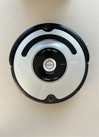 Roomba 560 “vintage” reacondicionada