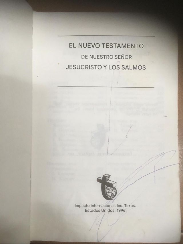 Vendo/Cambio Nuevo Testamento Cirilico / Bulgaro