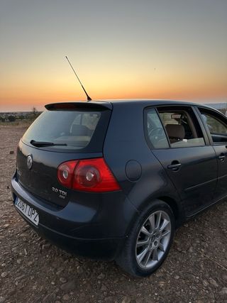 Volkswagen Golf 2005