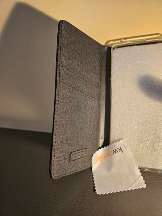 Cover libro nera Motorola Edge