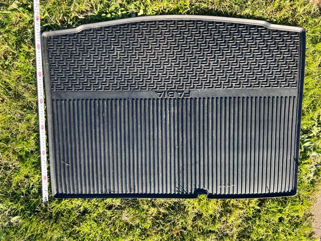 Tappeto e portabagagli Skoda Fabia