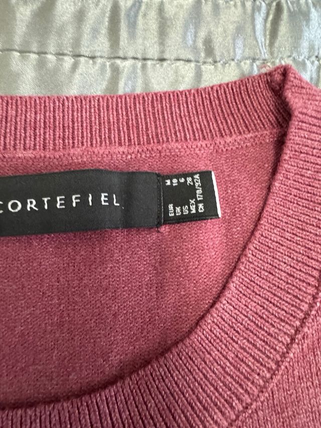 Jerseys de Cortefiel en perfecto estado