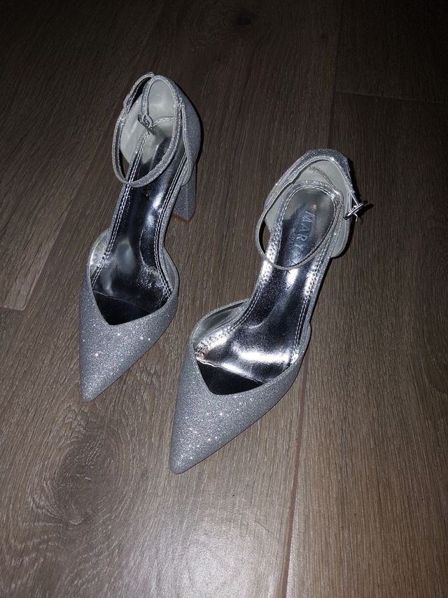 Zapatos elegantes y bolso