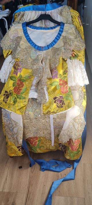 Super rebajado Traje de fallera seda talla 36