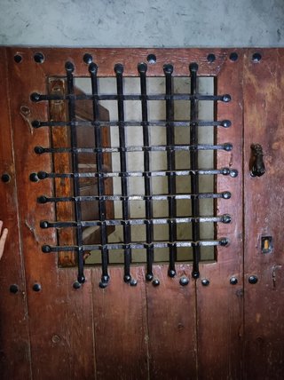 Puerta Antigua - Escucho ofertas