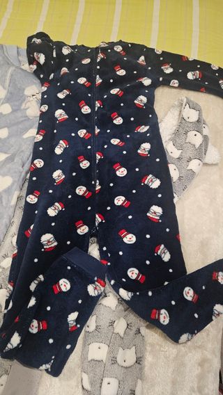 LOTE DE 5 PIJAMAS CALENTITOS