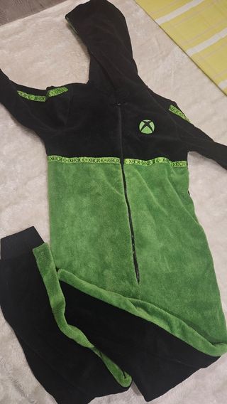 LOTE DE 5 PIJAMAS CALENTITOS