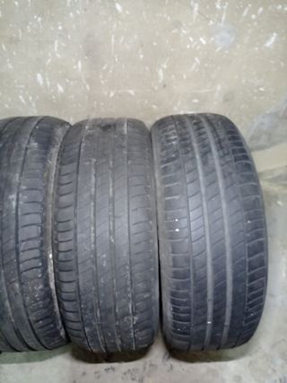 Neumáticos Michelin 215 55 17