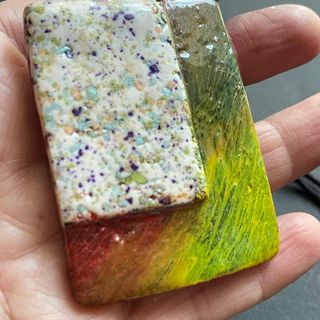 Colgante. Hecho a mano