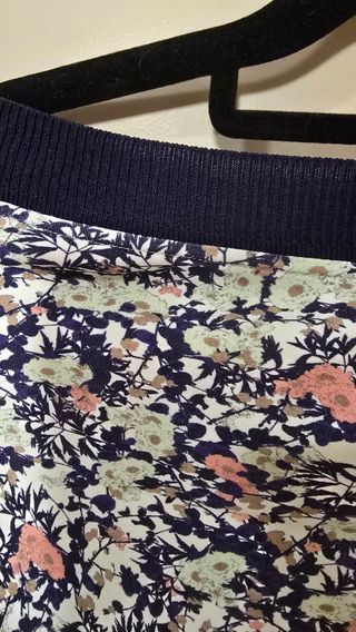 Gonna COS midi taglia eur 38