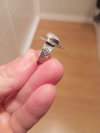 Anillo plata con piedra luna natural