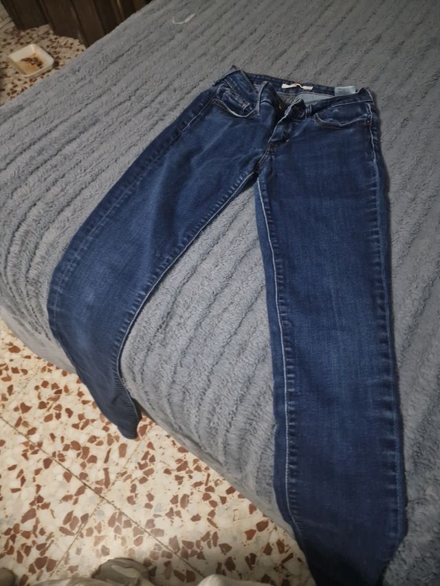 Pantalón mujer levis