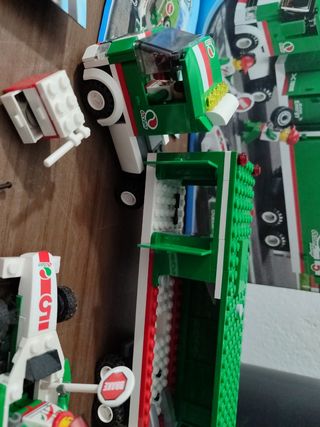 LEGO City - En la Ciudad: 60025