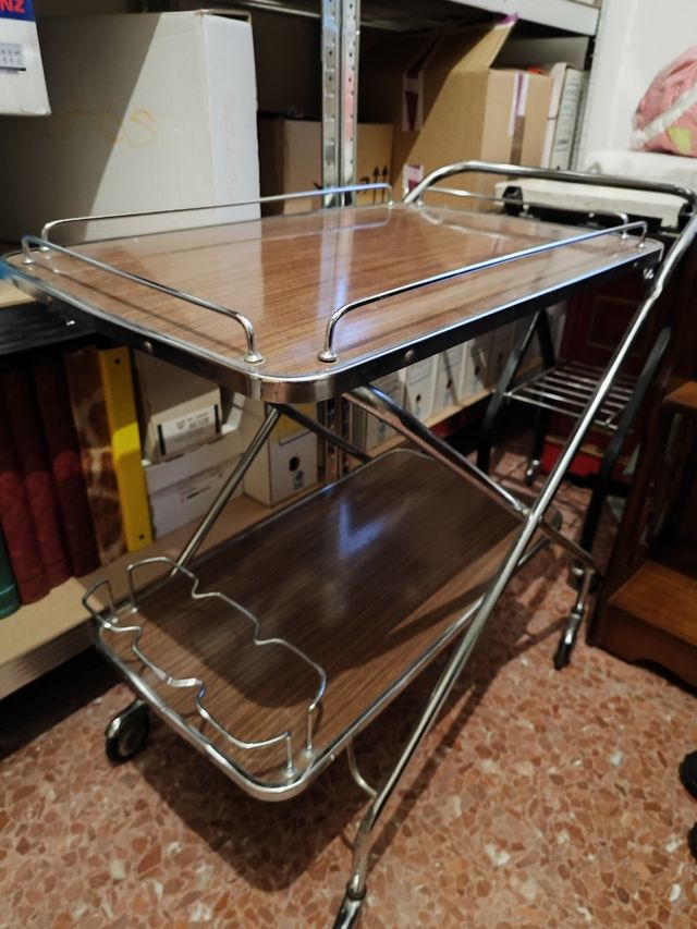 Mesa camarera vintage