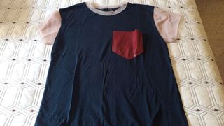 Camiseta chica zara.