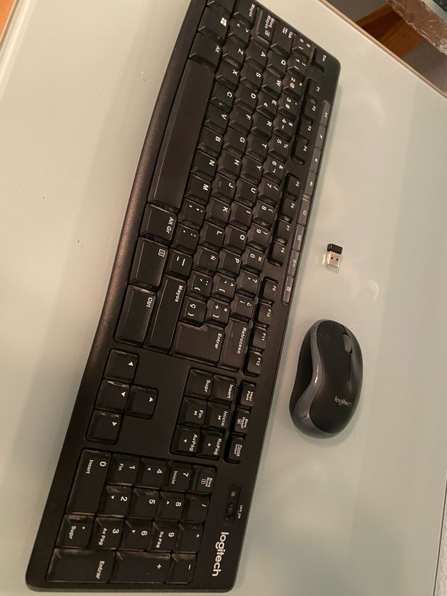 Teclado y ratón Logitech inalámbrico