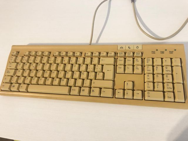 URGE ! Teclado Chicony