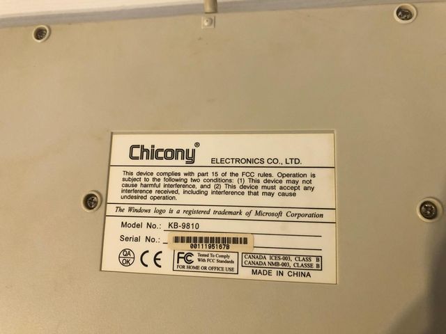 URGE ! Teclado Chicony