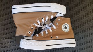 Bota plataforma (Talla 39)