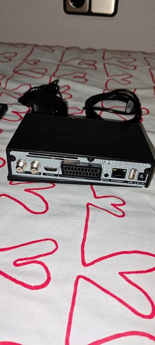 Decodificador satélite  DMYCO V9S Pro,