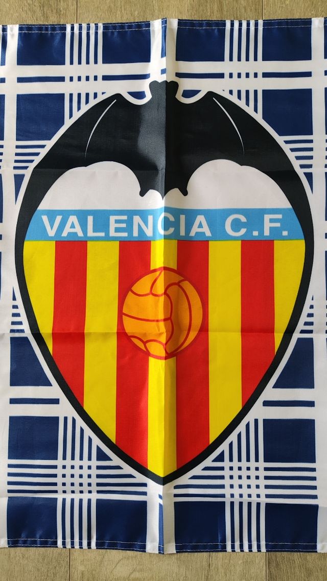 Bandera del Valencia CF (edición Fallas)