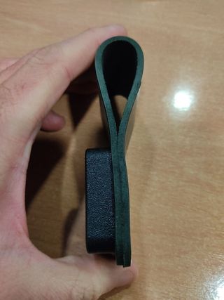 BELT06 Pinza Cinturón Cuero Click Fast para walkie