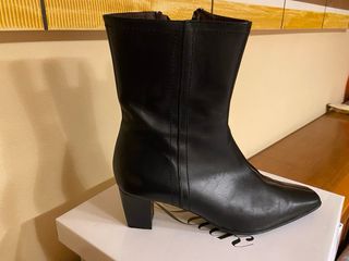 Botines tacón piel negro Barminton