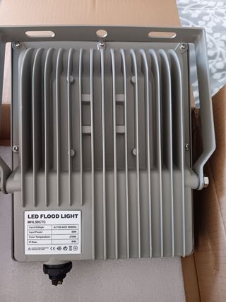 
Foco LED Exterior Roblan 50W
