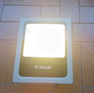 
Foco LED Exterior Roblan 50W