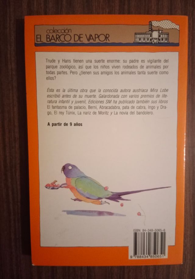 El zoo se va de viaje (El Barco De Vapor) (Spanish Edition)