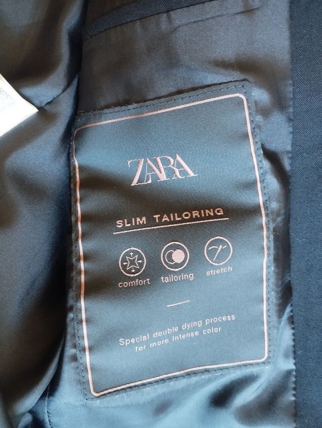 Traje chico Slim Zara