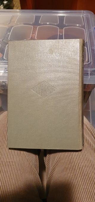 Tratado Popular de Medicina. Doctor Saimbraum