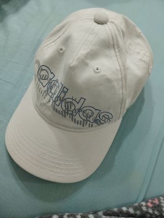 Gorra Adidas blanca
