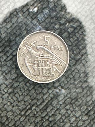 5 pesetas Franco 1957 estrella 60