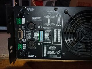 Amplificador QSC ISA 450