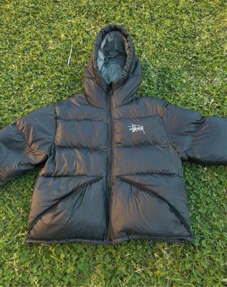 Plumas Stussy M