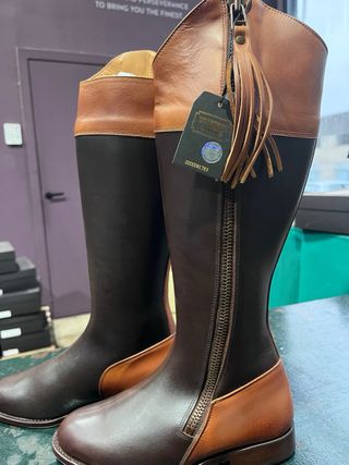 Bota modelo Lady Katte