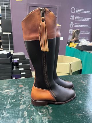 Bota modelo Lady Katte