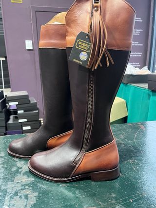 Bota modelo Lady Katte