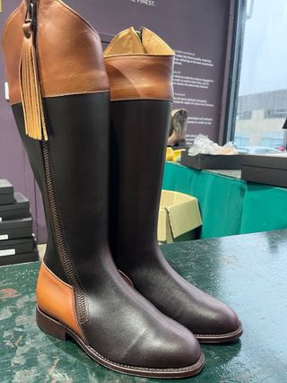 Bota modelo Lady Katte