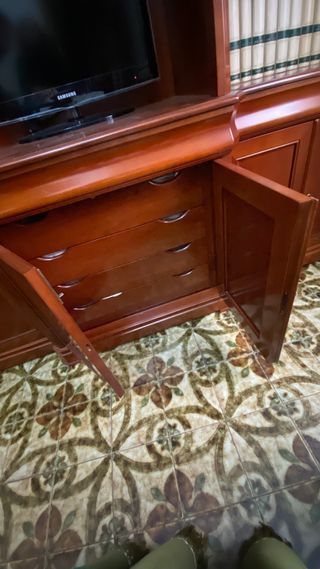 Mueble de madera