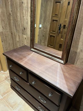 Comoda preciosa pura madera 4 C 