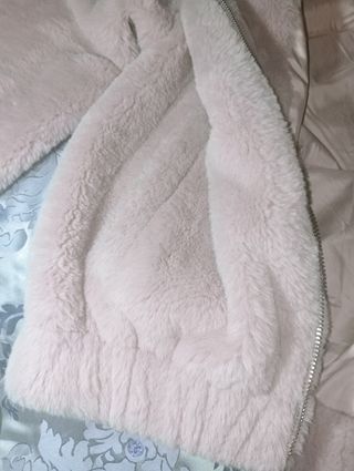 Abrigo de pelo rosa 