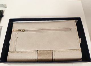 Monedero Guess