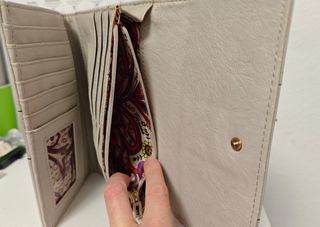 Monedero Guess