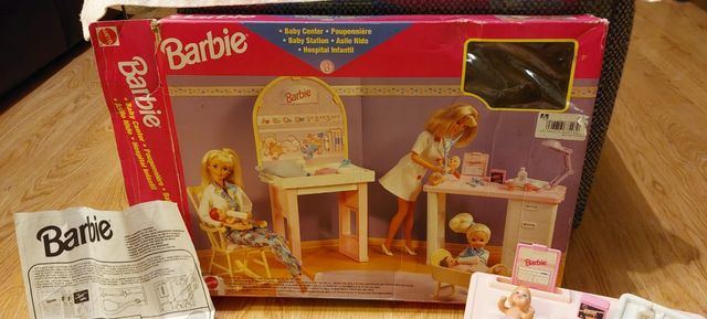 Barbie hospital infantil baby center colección