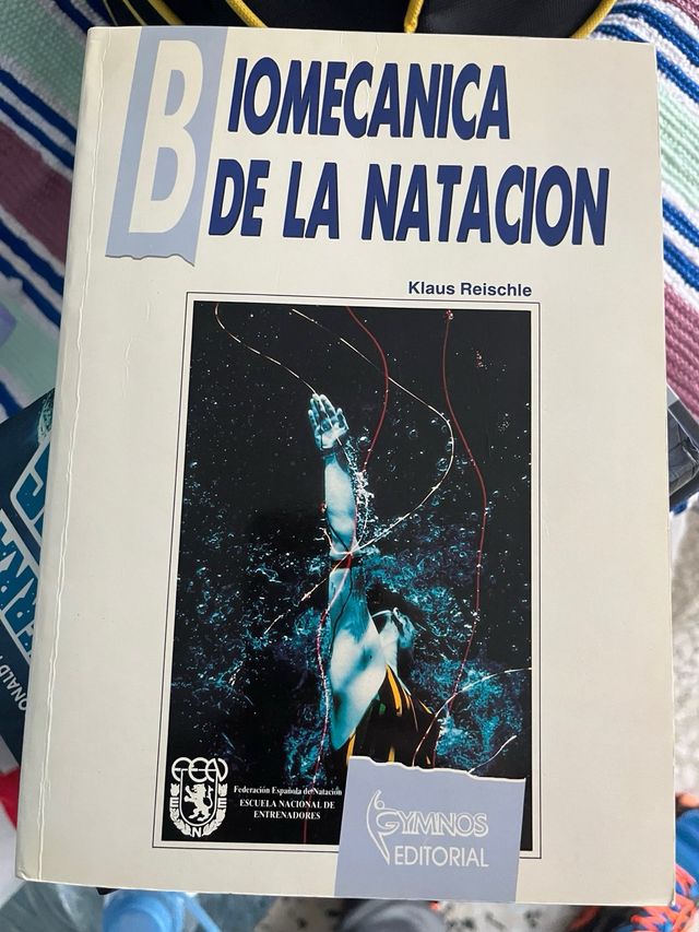Libro Biomecánica de la Natación