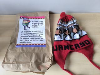 Gorro típico de Perú. CHULLO.