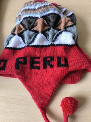 Gorro típico de Perú. CHULLO.
