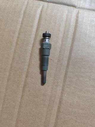 Nissan Patrol ML6 Bujía